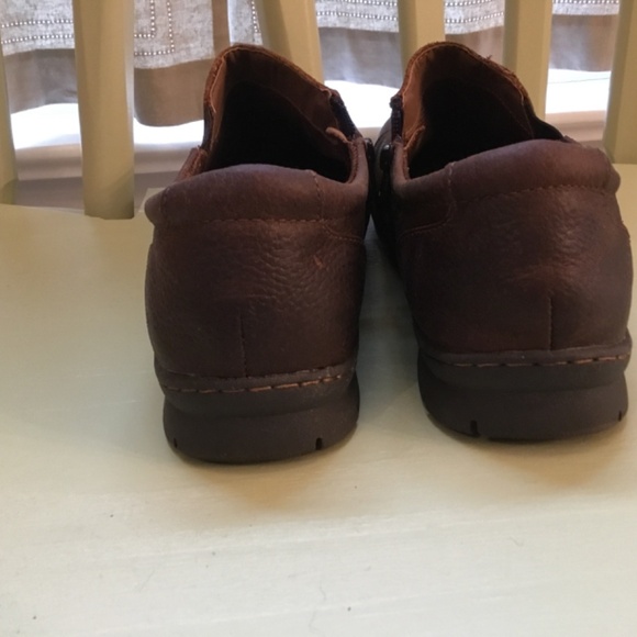 B.O.C. Women’s shoe. Color: Brown leather Size: 11 medium - Picture 2 of 5